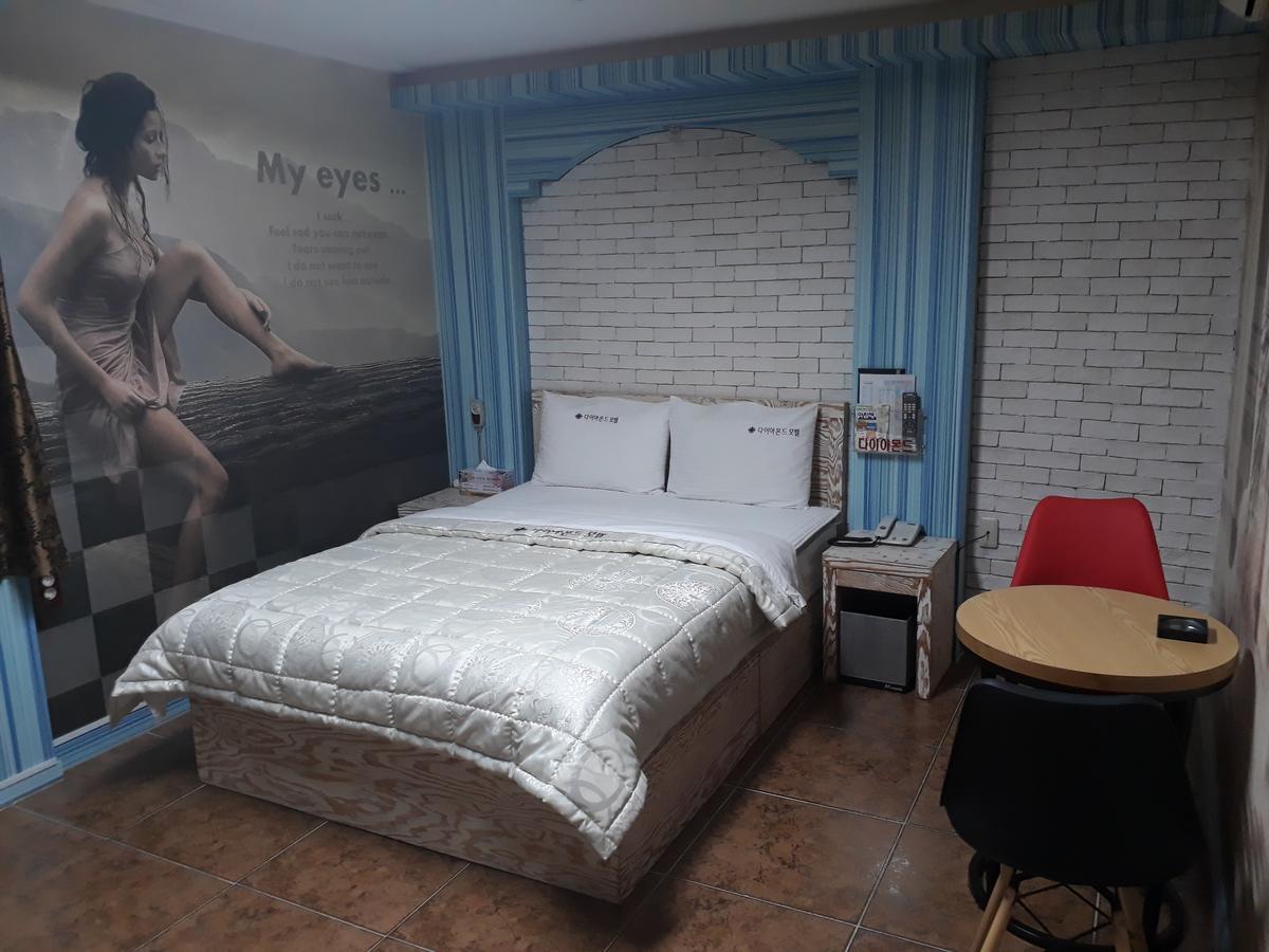 Diamond Motel Sacheon Eksteriør billede