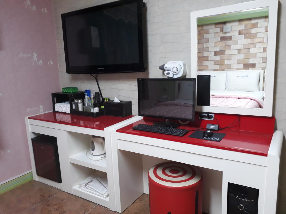 Diamond Motel Sacheon Eksteriør billede
