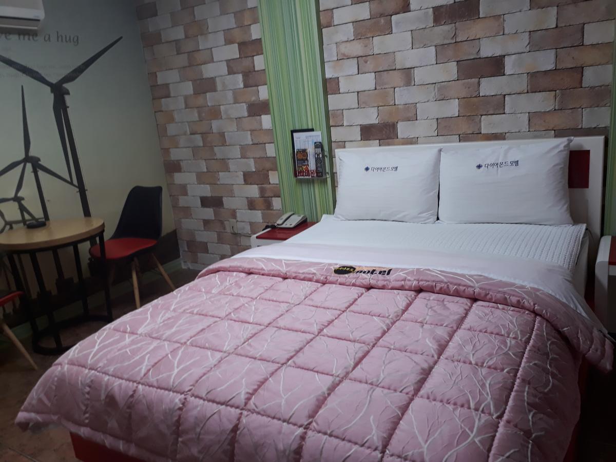Diamond Motel Sacheon Eksteriør billede